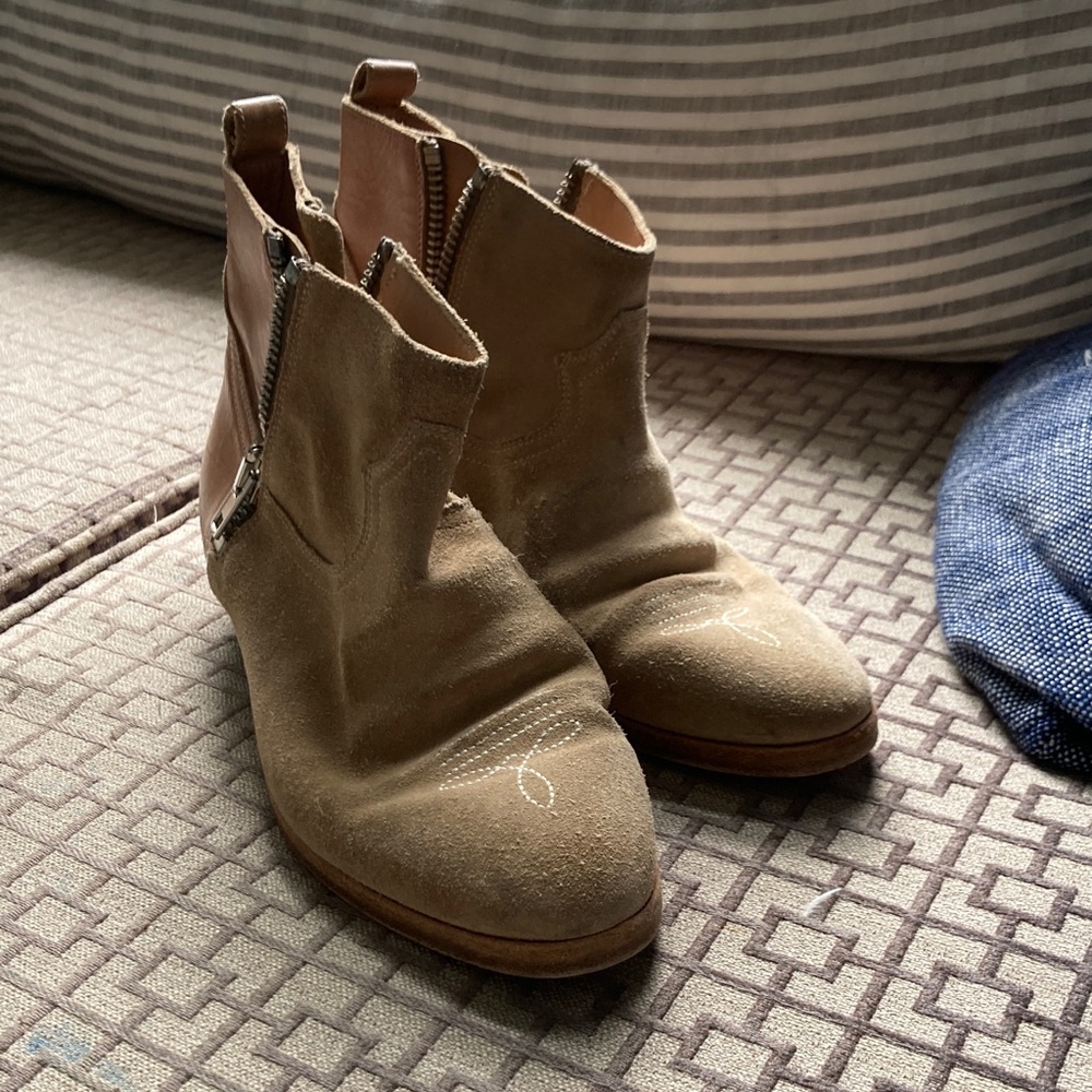 Golden Goose Viand Tan Suede Ankle Boots - Picture 11 of 11